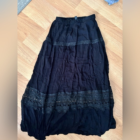 Black long skirt from SHEIN size M - Picture 1 of 2